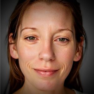 Meet your Posher, Alicia